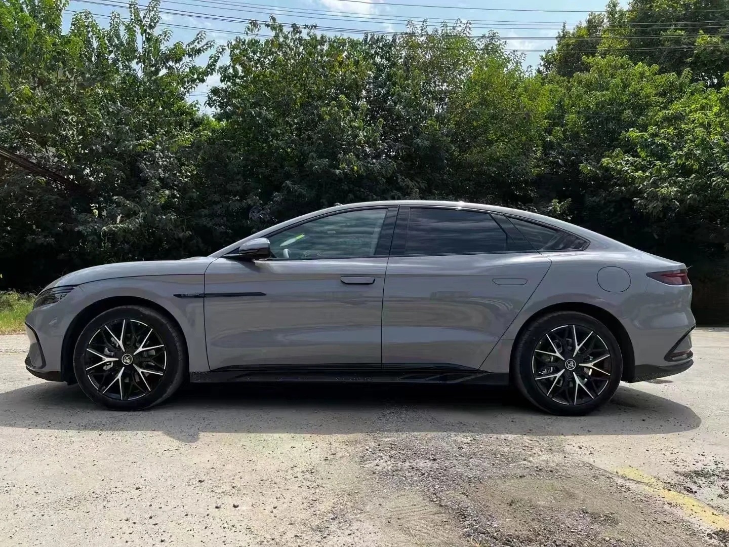 阿书记DC驾驶的话阿萨德四季花城