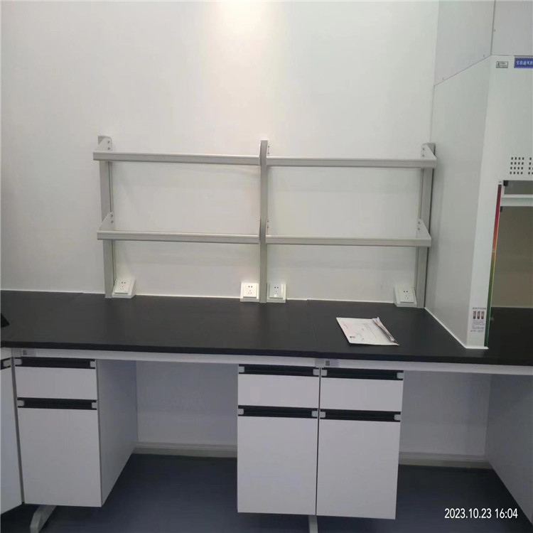 LUMI 实验室工作台 中央实验台承重能力强耐磨