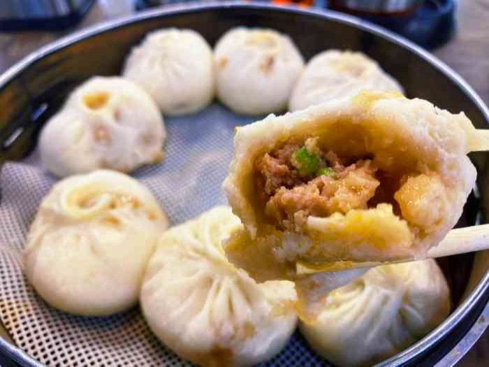 场口土猪肉包子